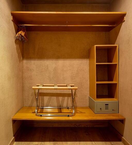 高级大房间, Xalet Del Golf