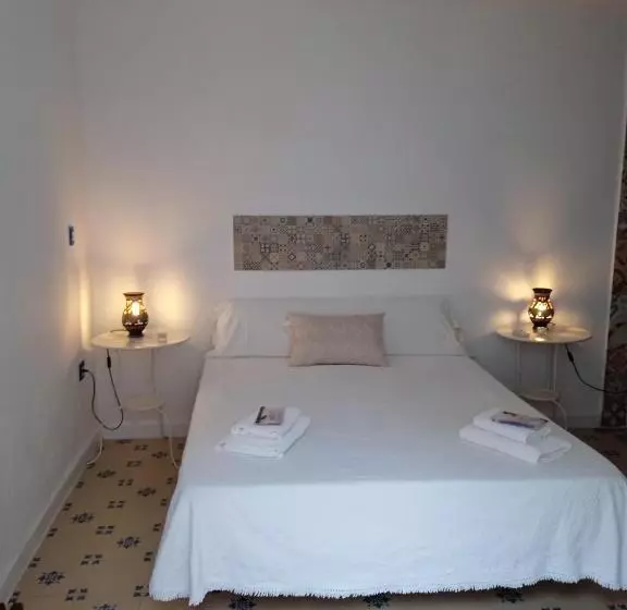 اتاق استاندارد, Antilla Riad
