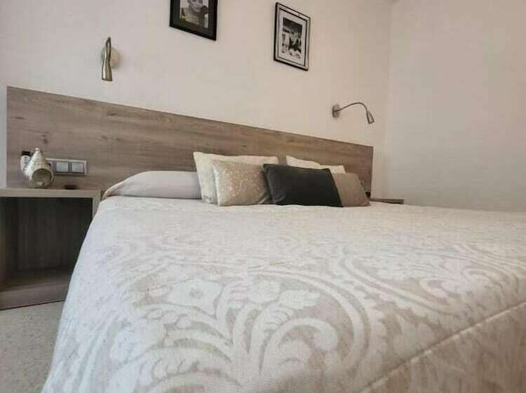 Номер Стандарт, Hostal Torras