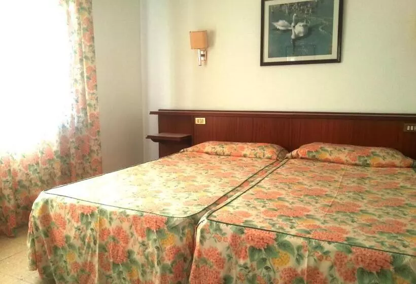 اتاق استاندارد, Hostal Del Sol