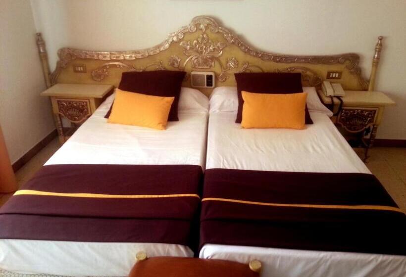 اتاق استاندارد, Hostal Del Sol