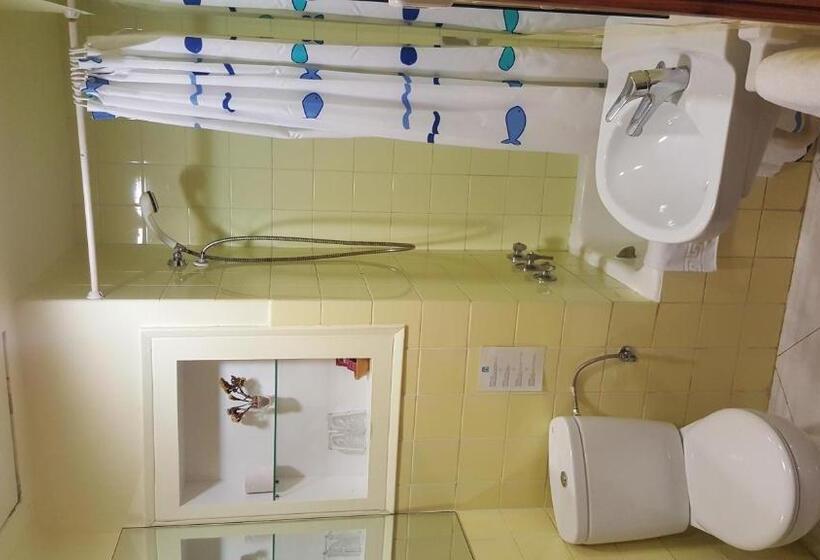 اتاق استاندارد, Hostal Residencia Catalina