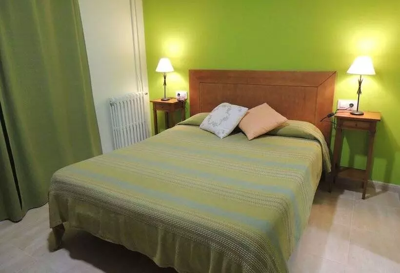 Comfort Room, Hostal Can Massot