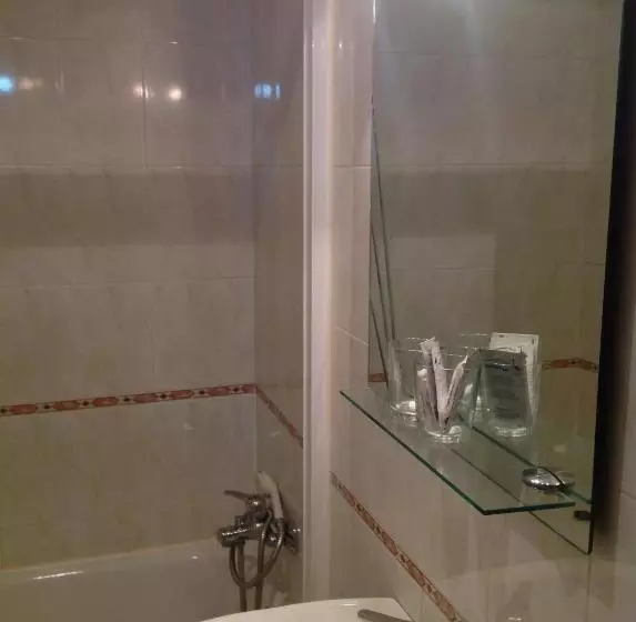 Standard 4 Pers. Værelse, Hostal Julio