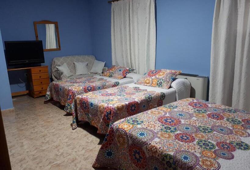 4인용 스탠다드 룸, Hostal Julio