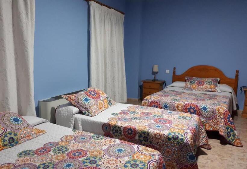 4인용 스탠다드 룸, Hostal Julio
