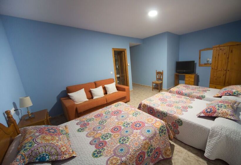 4인용 스탠다드 룸, Hostal Julio