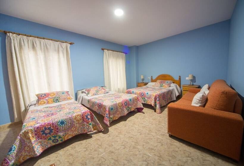 4인용 스탠다드 룸, Hostal Julio