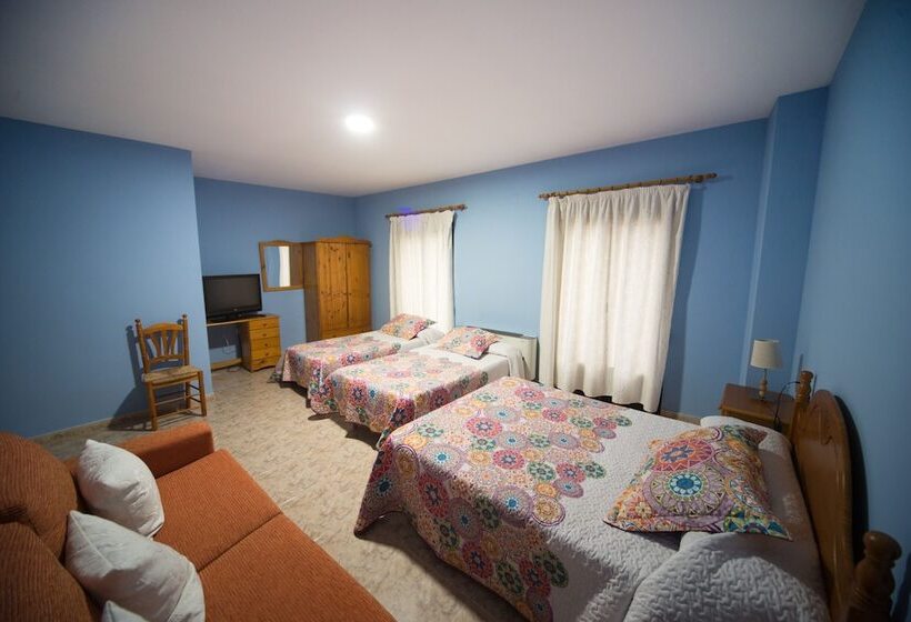 4인용 스탠다드 룸, Hostal Julio