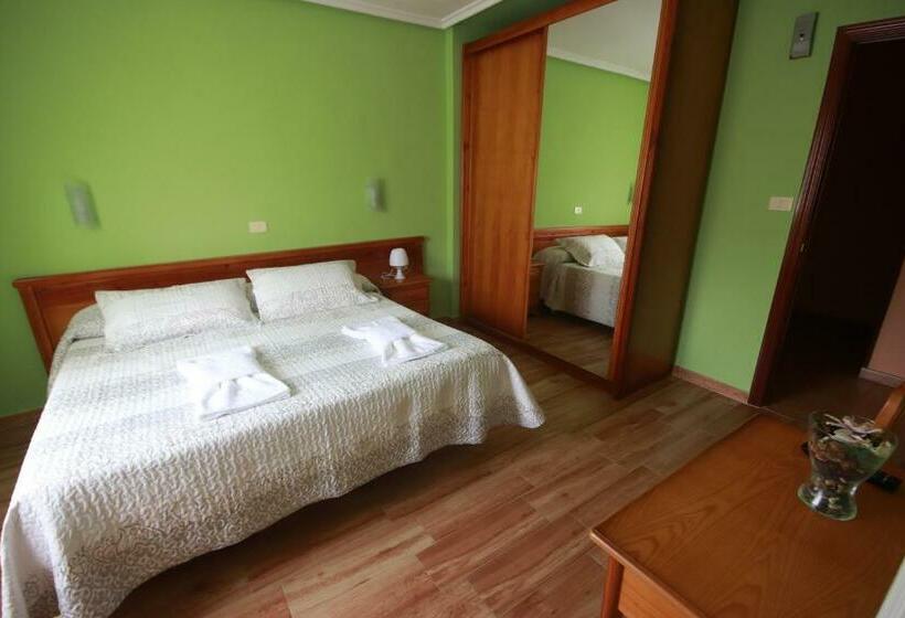 Номер Стандарт, Hostal Sanpatiel