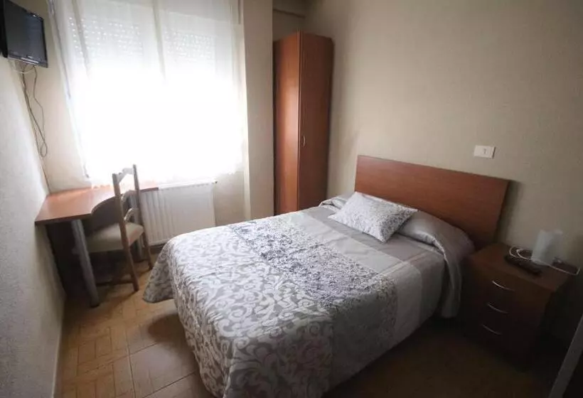 スタンダードシングルルーム, Hostal Sanpatiel