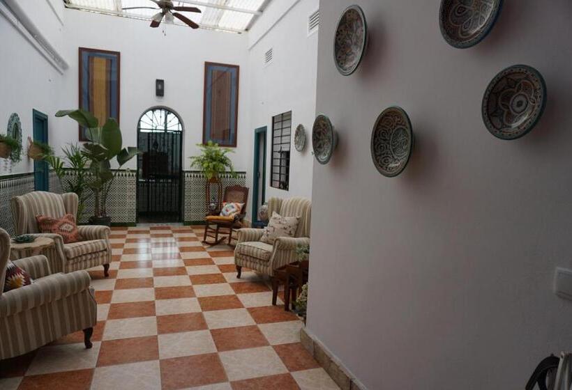 이코노미 룸, Montserrat Casa Del Mar