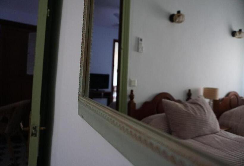 패밀리 룸, Montserrat Casa Del Mar