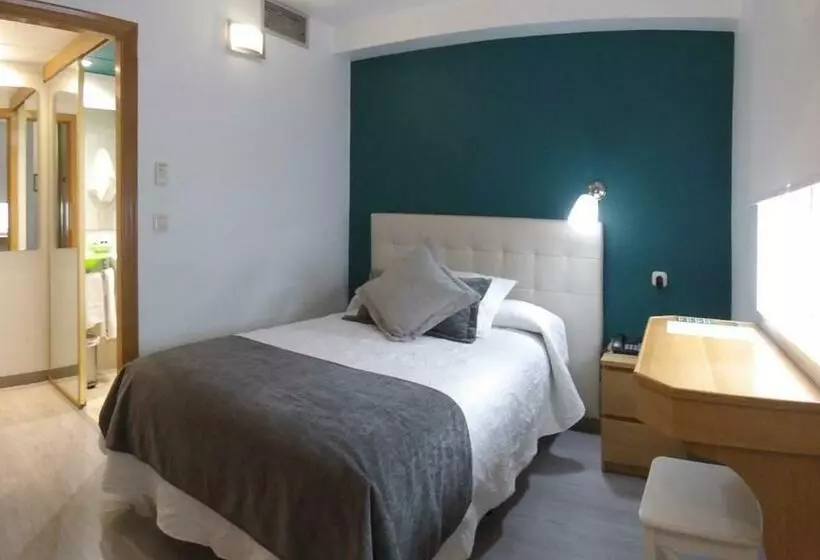 اتاق استاندارد یک نفره, Nest Style Santiago