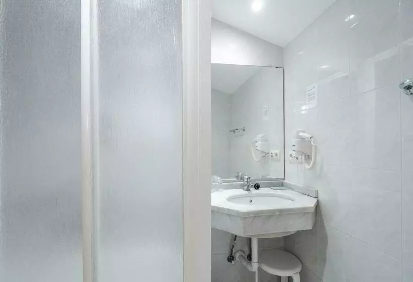 اتاق استاندارد با چشم‌انداز, Nest Style Santiago