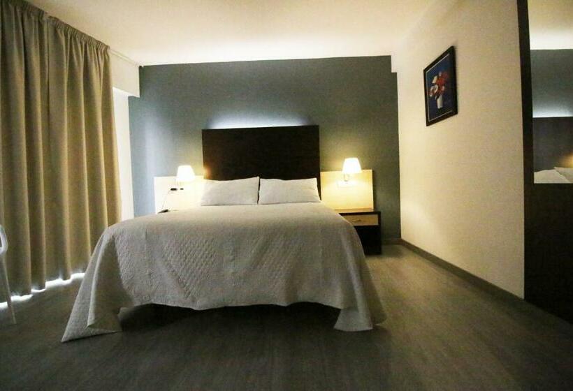 חדר סופריור 3 חדרי שינה, Nest Style Santiago