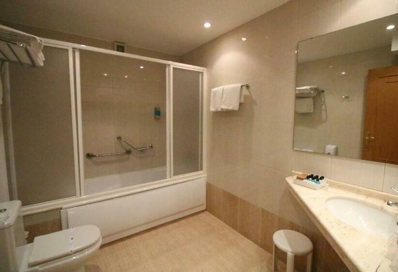 חדר סופריור 3 חדרי שינה, Nest Style Santiago