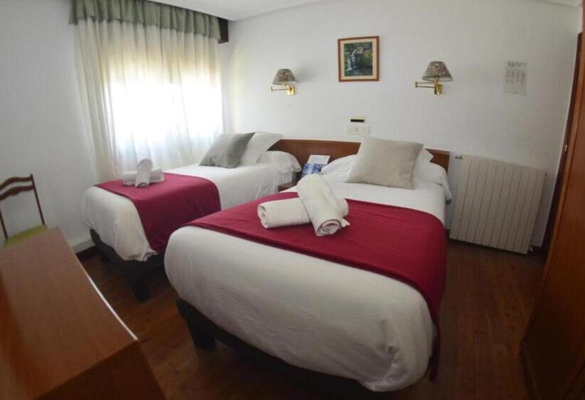 חדר סטנדרט נוף להרים, Pension Uxarte