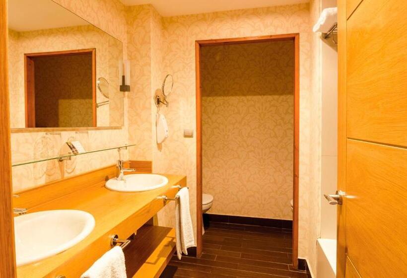 Номер Стандарт Трехместный, Arha Reserva Del Saja