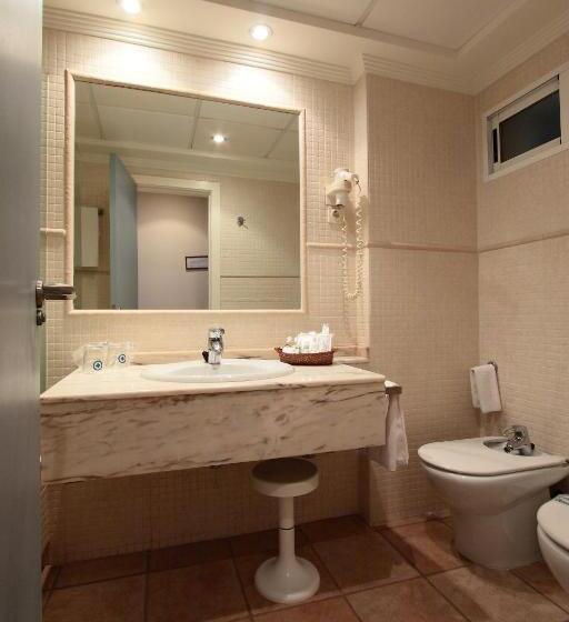 Номер Стандарт Трехместный, Hospedium Hotel Abril