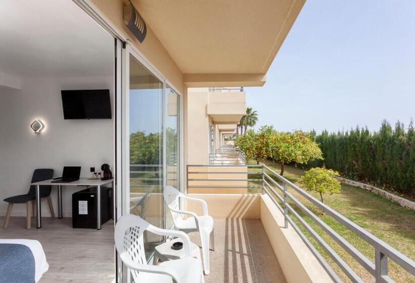 غرفة ديلوكس مزودة بشرفة, Hospedium Hotel Abril