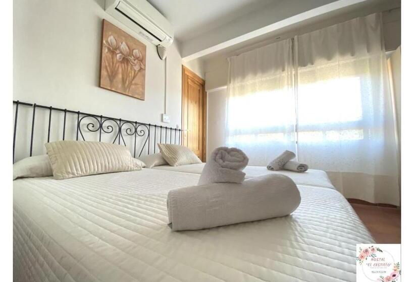 Номер Стандарт, Hostal El Castillo