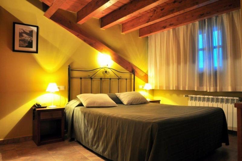 غرفة سوبيريور ثلاثية, Hostal Europa