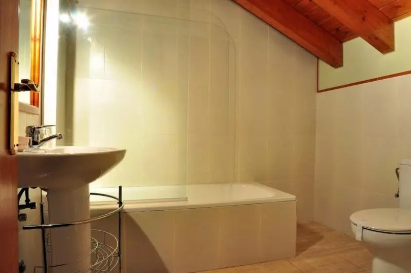 スーペリアトリプルルーム, Hostal Europa