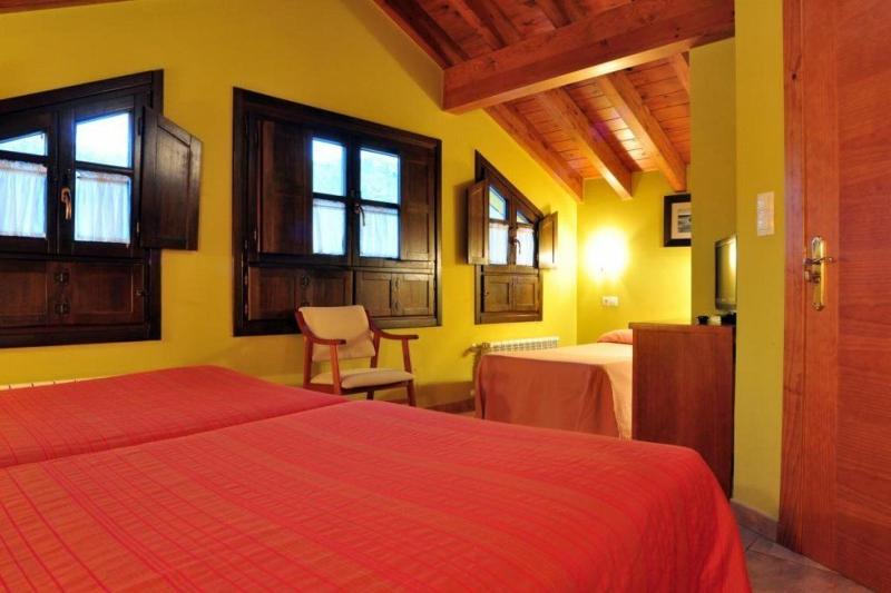 Quarto Triplo Superior, Hostal Europa
