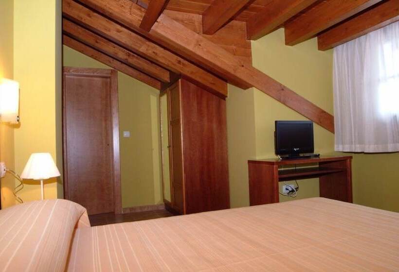 スーペリアの４人部屋, Hostal Europa