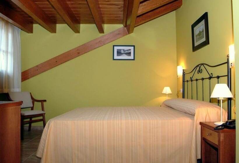 غرفة سوبيريور رباعية, Hostal Europa