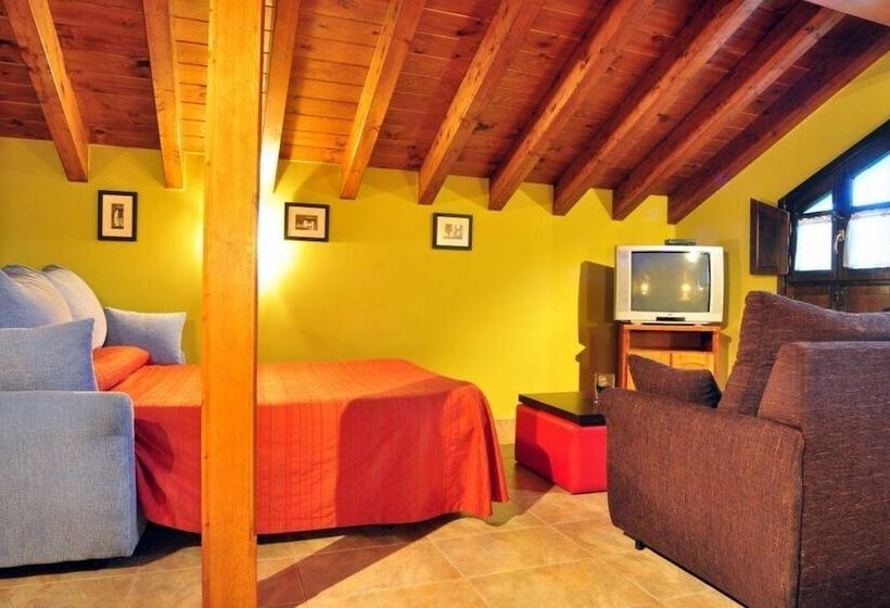Quarto Superior Quádruplo, Hostal Europa