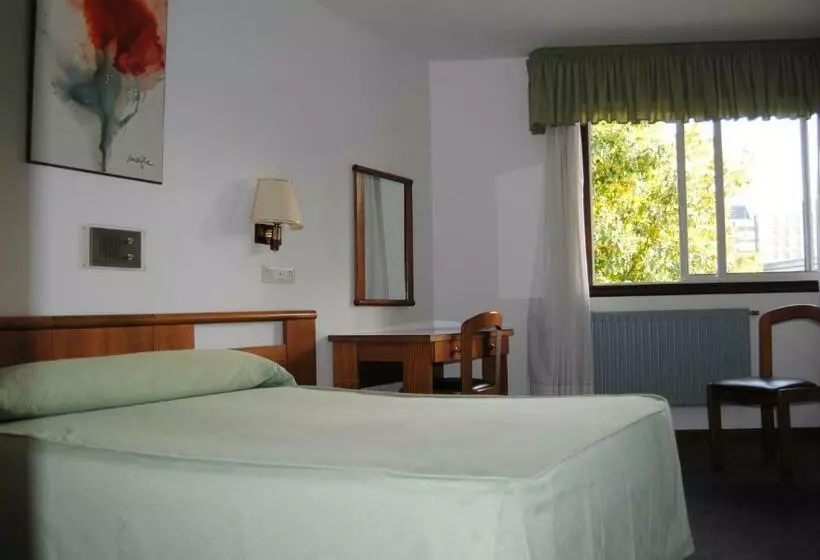 Standart Oda, Hostal Palas