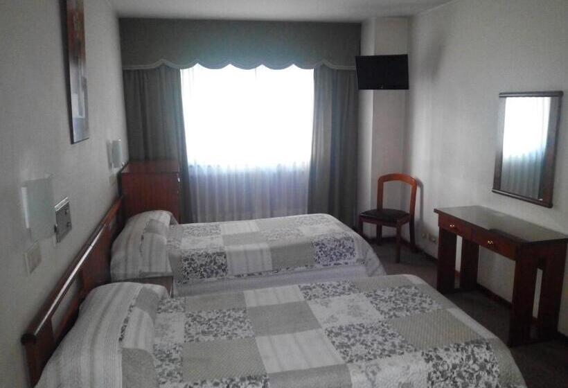 스탠다드 룸, Hostal Palas