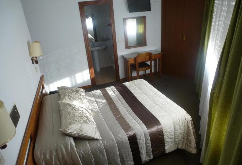 اتاق استاندارد, Hostal Palas