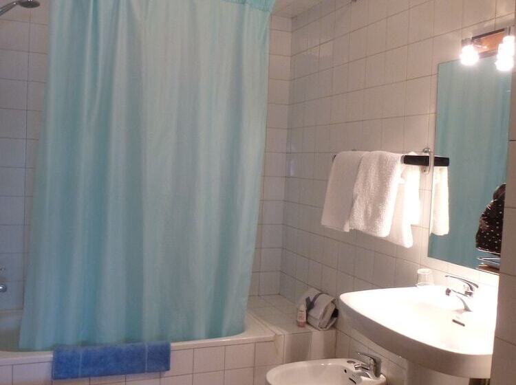 스탠다드 룸, Hostal Palas