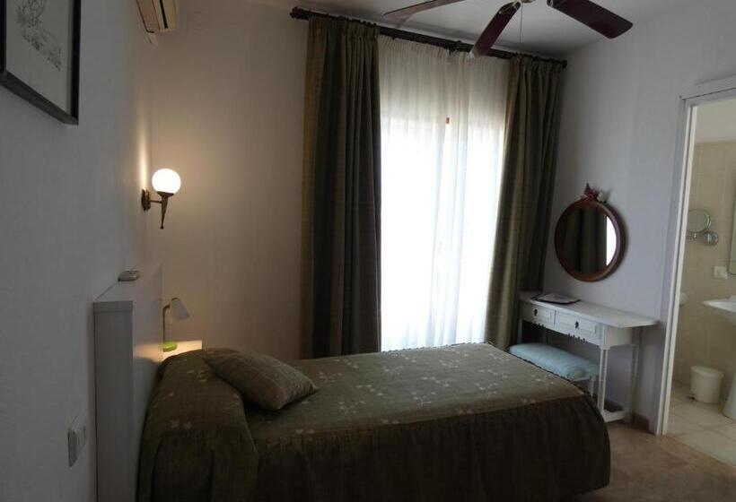 스탠다드 싱글 룸, Hostal Port Fornells