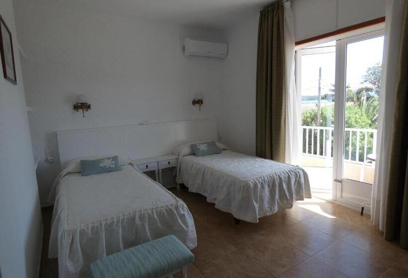 스탠다드 룸 바다 전망, Hostal Port Fornells