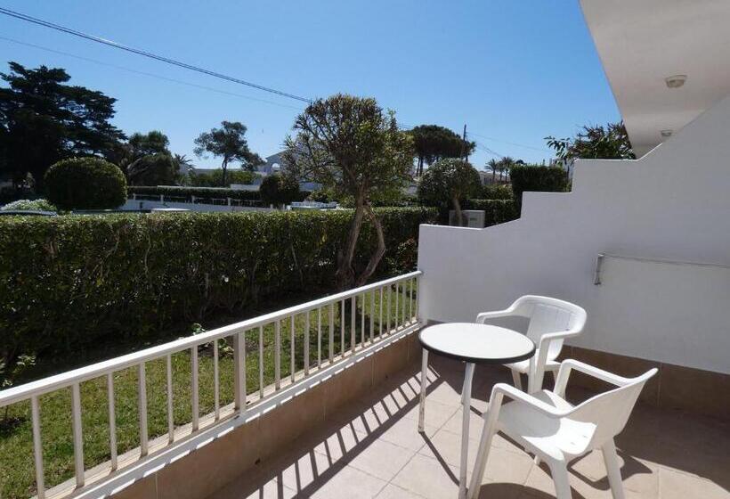 エコノミートリプルルーム, Hostal Port Fornells