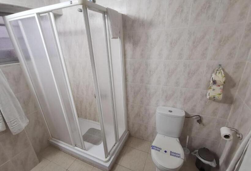 Standard room with outdoor bath, Hostal Senero