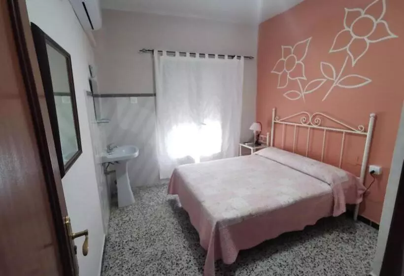 Standardzimmer Bad am Gang, Hostal Senero
