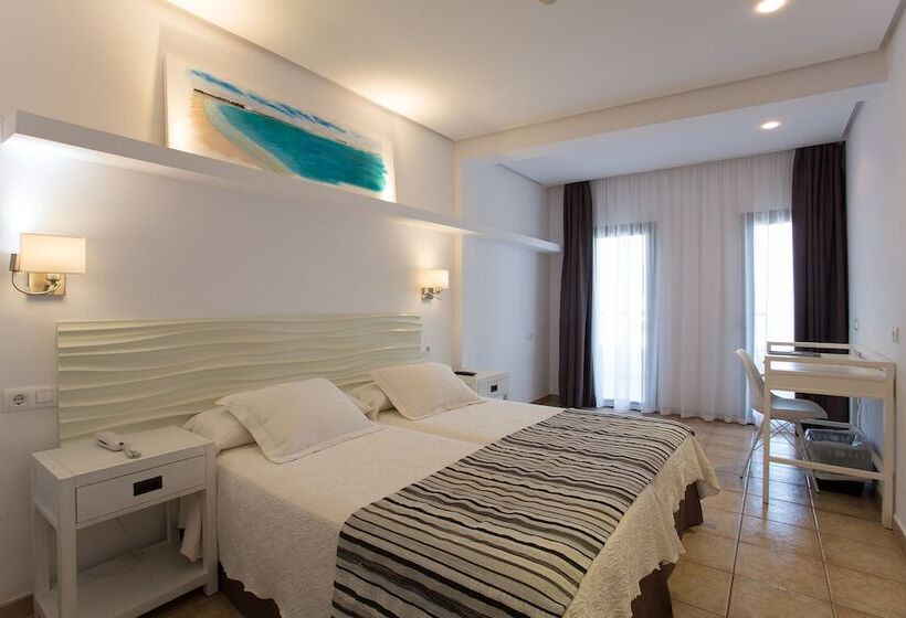 اتاق استاندارد با چشم‌انداز دریا, Bahía