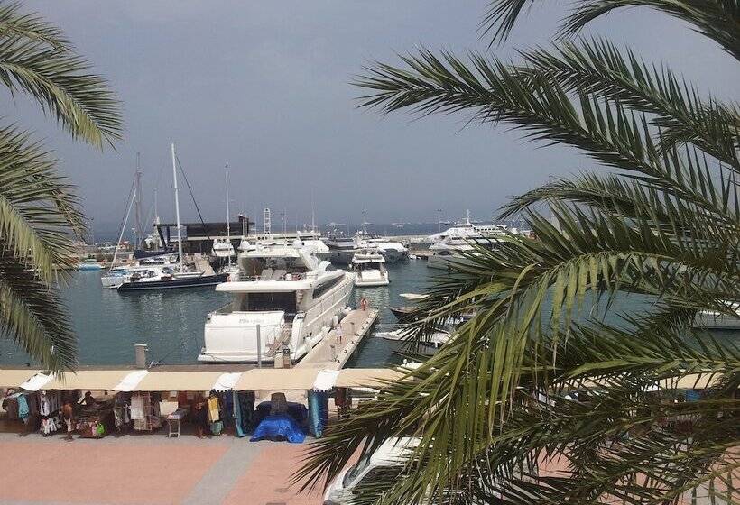 Номер Стандарт Вид на Море, Bahía