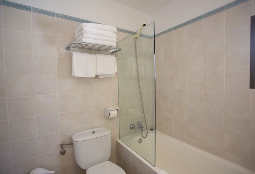 اتاق استاندارد با چشم‌انداز دریا, Bahía