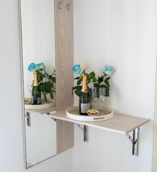 스탠다드 싱글 룸, Coral Beach House & Food