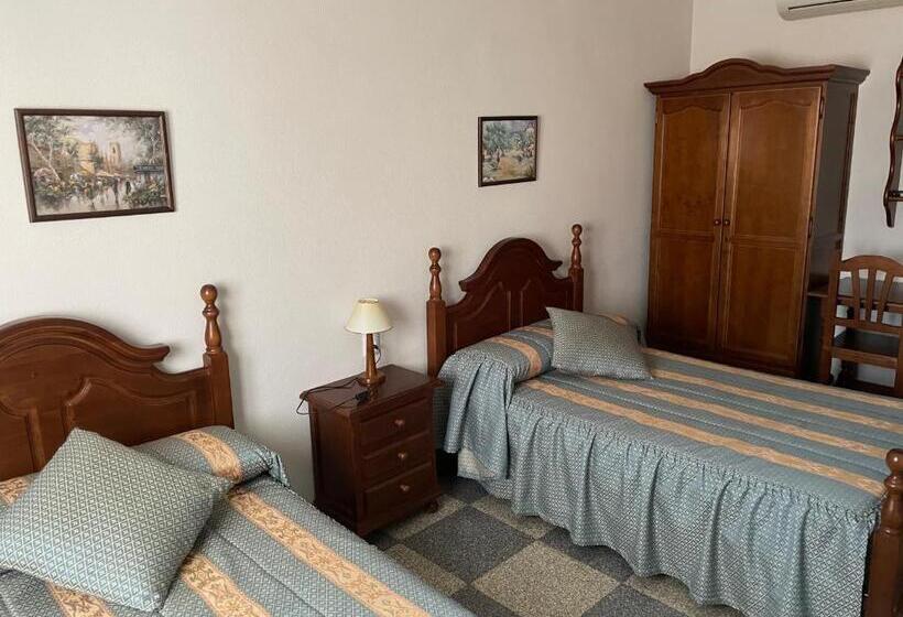 스탠다드 룸, Hostal Las Palomas