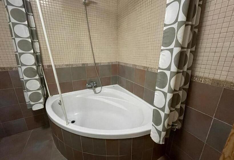 带2个卧室的公寓, Hostal Las Palomas