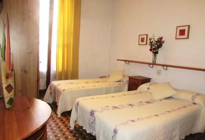 اتاق استاندارد, Hostal Lima