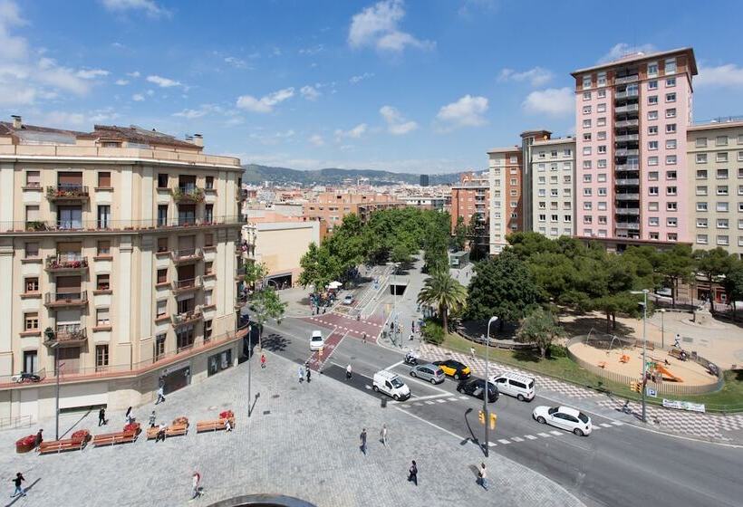 اتاق سوپریور, Hostal Sans