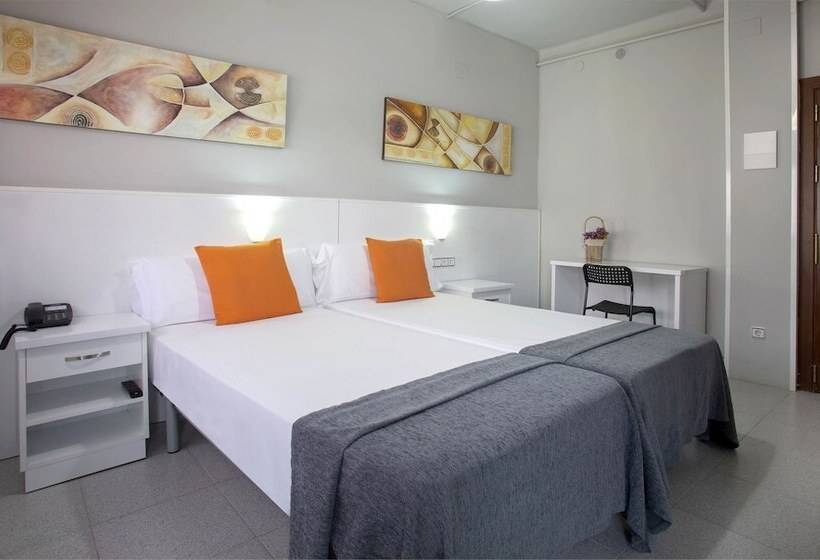 اتاق سوپریور, Hostal Sans